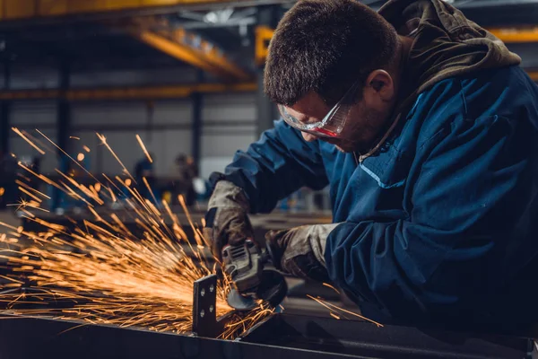 Weld Remove Professional Way to Remove Small Welds with Flap Disc - Binic Abrasive