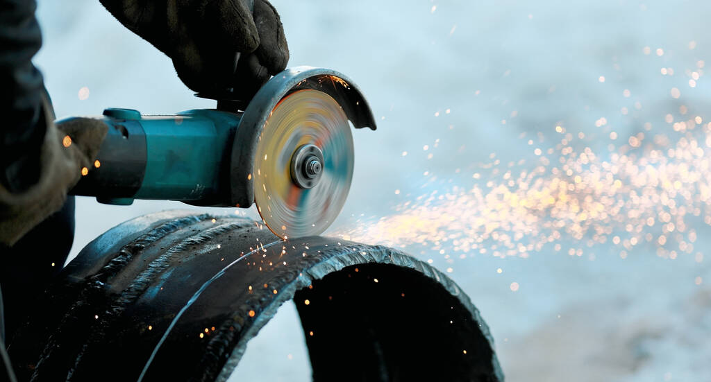 Change Angle Grinder Discs